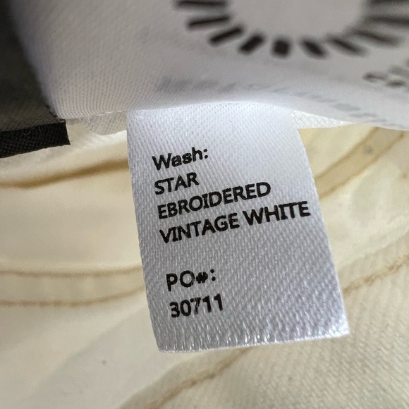 NWT Reformation Cynthia High Rise Straight Jeans Size 27 - Picture 10 of 16